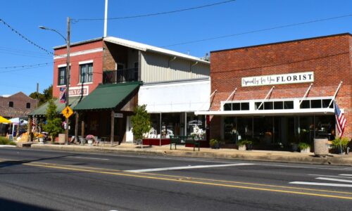 100 Block of East Pine St. looking south towards Railroad Ave